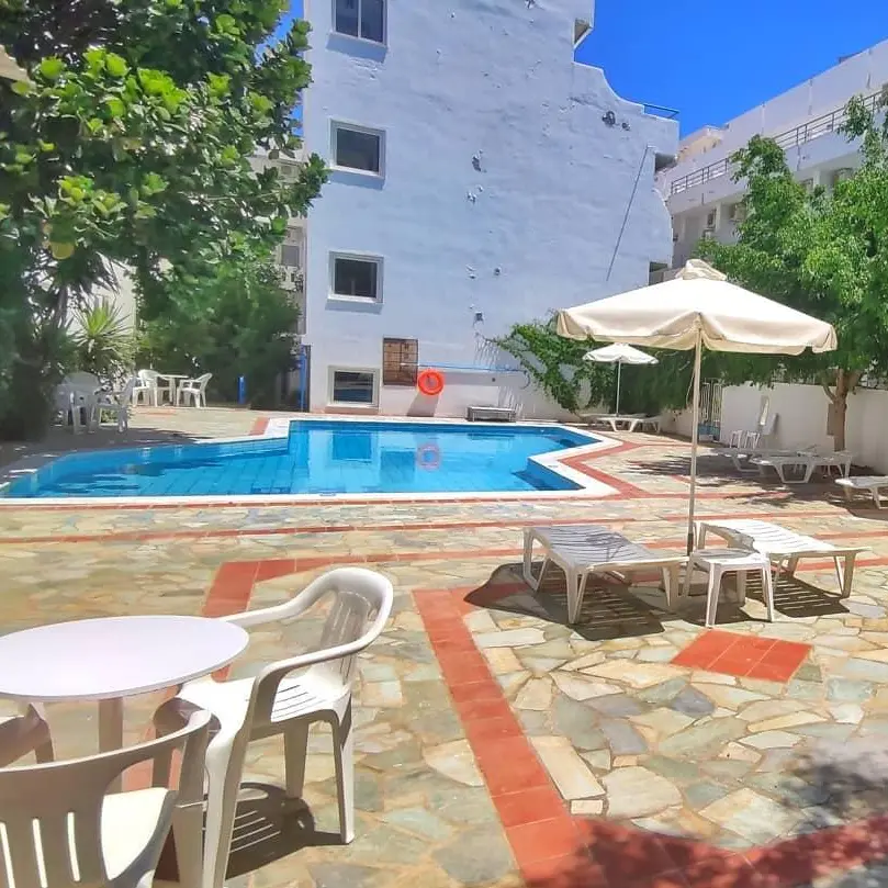 Piscina Thalia Deco.webp